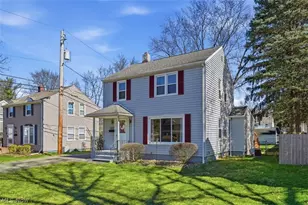 2627 Overbrook Rd, Cuyahoga Falls, OH 44221 - Photo 2