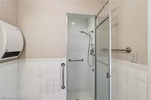 275 N Portage Path, Akron, OH 44303 - Photo 24