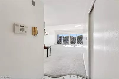 275 N Portage Path #7g, Akron, OH 44303 - Photo 4