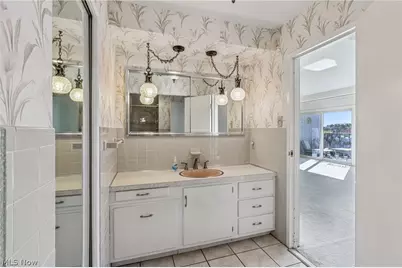 275 N Portage Path #7g, Akron, OH 44303 - Photo 16