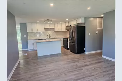 572 David Drive, Streetsboro, OH 44241 - Photo 8