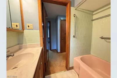 2117 Kinsman Road NW, South Bloomfield, OH 44450 - Photo 10