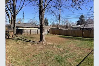 5817 Queens Highway, Parma Heights, OH 44130 - Photo 32