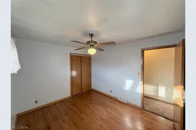 5817 Queens Highway, Parma Heights, OH 44130 - Photo 12