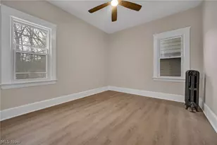 3327 Bradford Rd, Cleveland Heights, OH 44118 - Photo 32