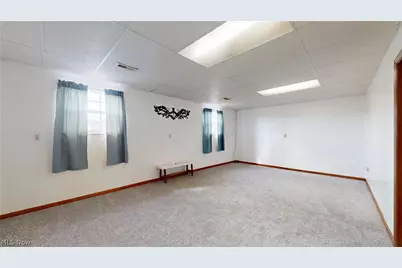 818 Seneca Drive, Belpre, OH 45714 - Photo 20