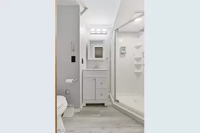 1516 Wisteria Avenue SW, Hartville, OH 44632 - Photo 44