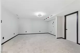 1516 Wisteria Ave SW, Hartville, OH 44632 - Photo 40