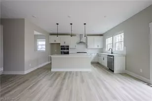 648 Bar Hbr, Avon Lake, OH 44012 - Photo 12