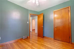 13526 Glenvale Ave NW, Uniontown, OH 44685 - Photo 10