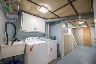 329 Park Ave NW, New Philadelphia, OH 44663 - Photo 42