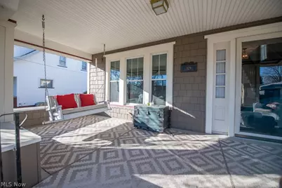 329 Park Avenue NW, New Philadelphia, OH 44663 - Photo 10