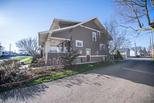 329 Park Ave NW, New Philadelphia, OH 44663 - Photo 4