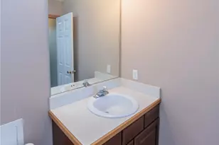 18608 Southporte Dr, Strongsville, OH 44136 - Photo 32