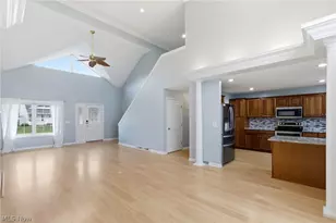 2735 Doral Cir SE, Massillon, OH 44646 - Photo 8