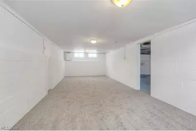 25671 Farringdon Avenue, Euclid, OH 44132 - Photo 26