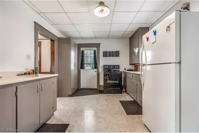 455 W Maryland Avenue, Sebring, OH 44672 - Photo 12