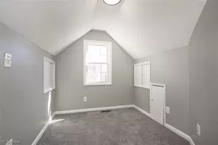 20021 Green Oak Dr, Euclid, OH 44117 - Photo 24