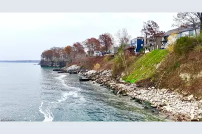 31600 Lake Road, Bay Village, OH 44140 - Photo 2