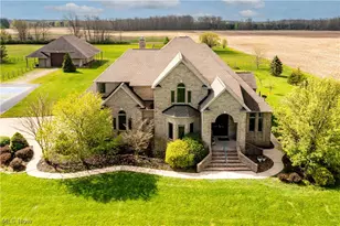 51713 Bates Rd, Wakeman, OH 44889 - Photo 2