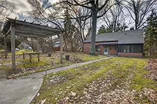 19871 Upper Valley Dr, Euclid, OH 44117 - Photo 28