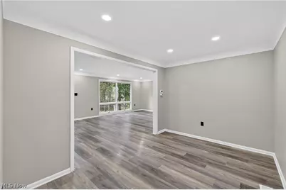 19871 Upper Valley Drive, Euclid, OH 44117 - Photo 6