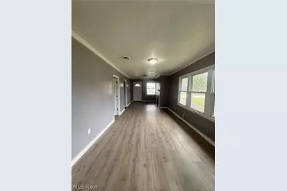 15205 Lincoln Avenue, Loveland, OH 44128 - Photo 12