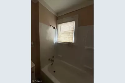 15205 Lincoln Avenue, Loveland, OH 44128 - Photo 18