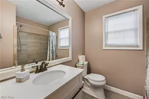 30 Chelmsford Dr, Aurora, OH 44202 - Photo 38