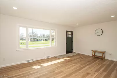 781 Leeman Drive, New Franklin, OH 44319 - Photo 2