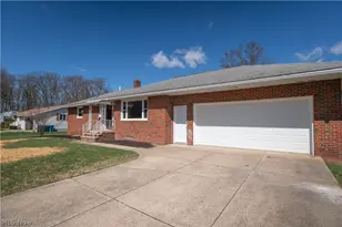 781 Leeman Dr, New Franklin, OH 44319 - Photo 30