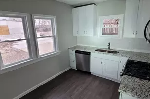 4816 E 135th St, Garfield Heights, OH 44125 - Photo 8