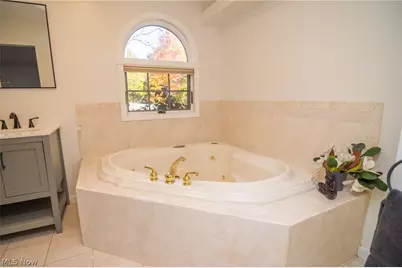 68305 Rolling Acres Drive, St Clairsville, OH 43950 - Photo 24