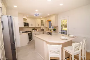 68305 Rolling Acres Dr, St Clairsville, OH 43950 - Photo 10