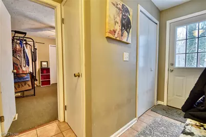 9360 Sunrise Court, Mentor, OH 44060 - Photo 8