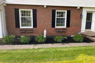 9360 Sunrise Ct, Mentor, OH 44060 - Photo 2