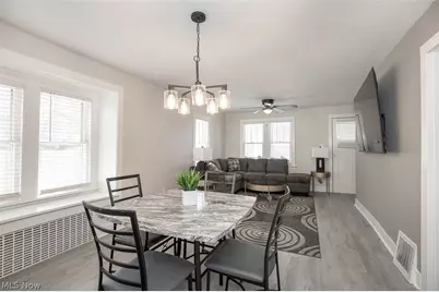 3782 Edgepark Drive, Akron, OH 44319 - Photo 8