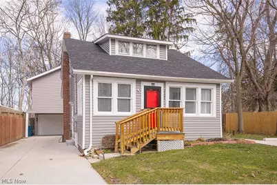 3782 Edgepark Drive, Akron, OH 44319 - Photo 2