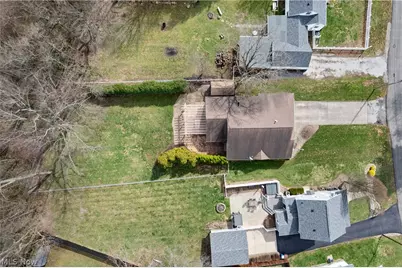 2813 N Bender Avenue, Akron, OH 44319 - Photo 2