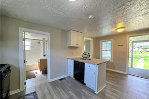 391 Louise Ave, Kent, OH 44240 - Photo 2