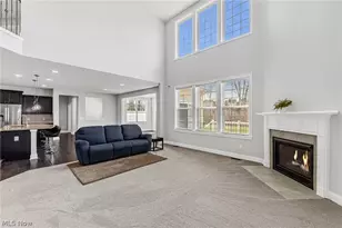 10206 Woodlands Dr, Brecksville, OH 44141 - Photo 6