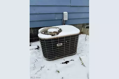 136 Ferris Avenue, Chardon, OH 44024 - Photo 8