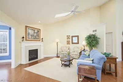 171 Hunter Parkway, Cuyahoga Falls, OH 44223 - Photo 6