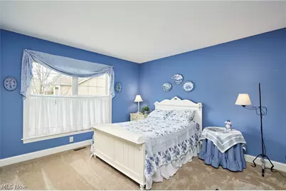 171 Hunter Parkway, Cuyahoga Falls, OH 44223 - Photo 16