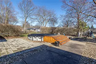 180 S Leavitt Rd, Amherst, OH 44001 - Photo 34