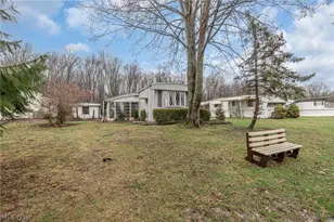 49 Patio Ln, Olmsted Twp, OH 44138 - Photo 2