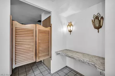 24419 Ronan Road, Huber Heights, OH 44146 - Photo 6