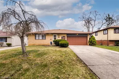 24419 Ronan Road, Huber Heights, OH 44146 - Photo 2