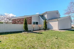 5485 Wildwood Ct, Willoughby, OH 44094 - Photo 38