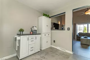 5485 Wildwood Ct, Willoughby, OH 44094 - Photo 10